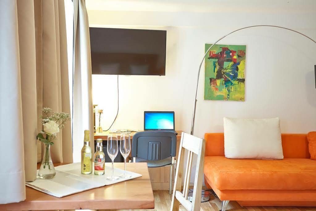 Gasthof Hotel Schiffsmeisterhaus Ardagger Markt Esterno foto